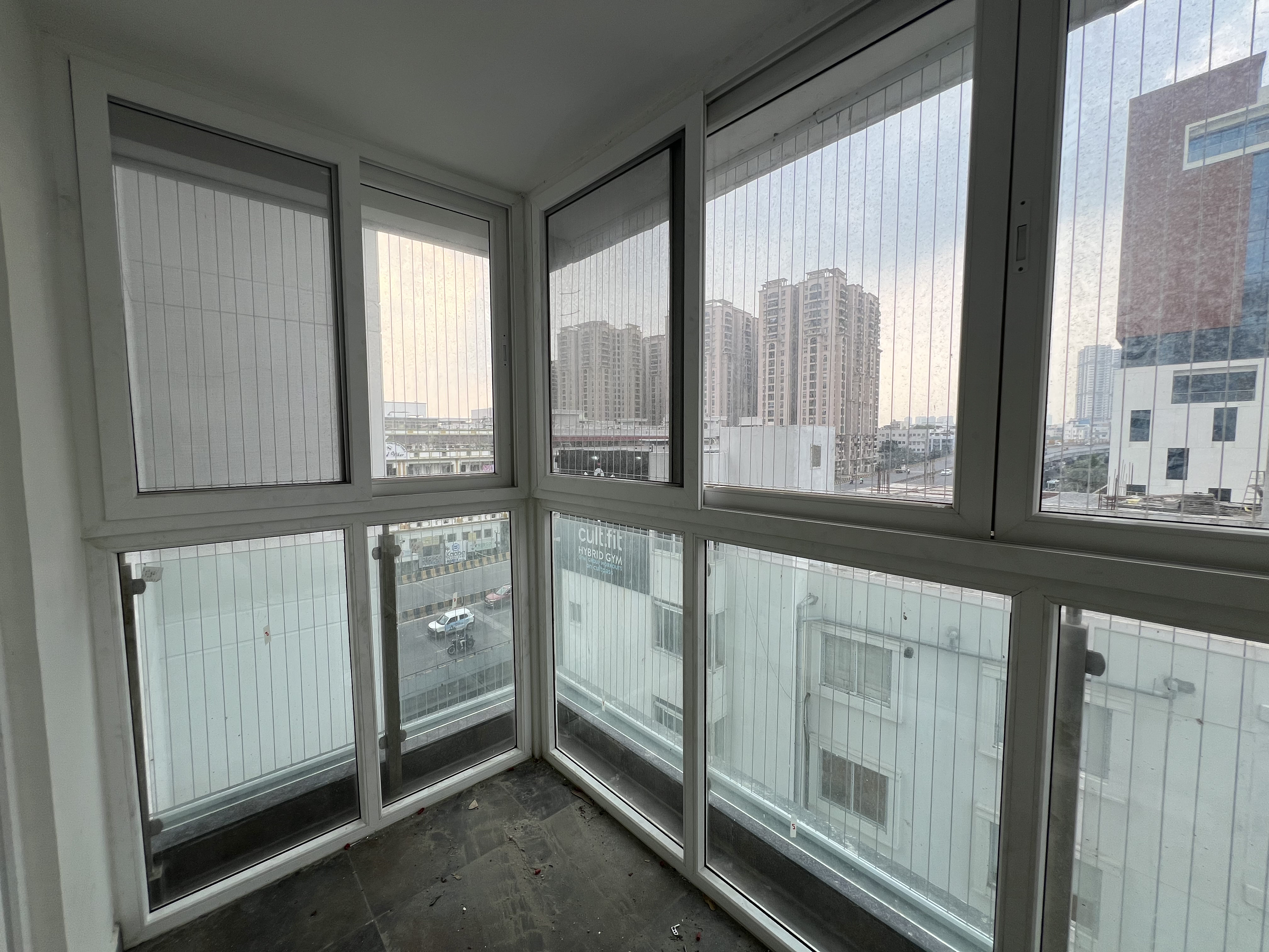 Glass, Aluminium & UPVC completed by Fixmate